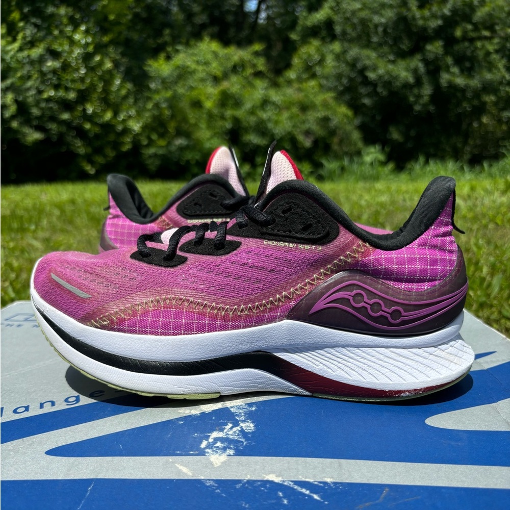 Saucony Endorphin Shift 2 Razzle Limelight